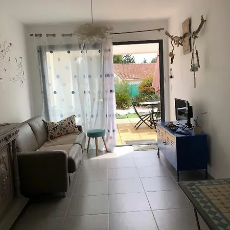 Apartment Les Jardins De Pierre *